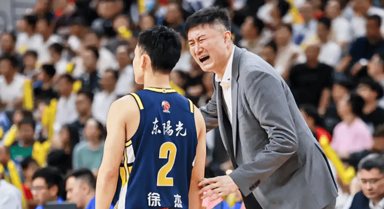 爱游戏体育 -包含CBA常规赛赛后再迎强敌;萨克拉门托国王单刀错失;主帅态度——压力陡增;赛程密集仍需轮换的词条